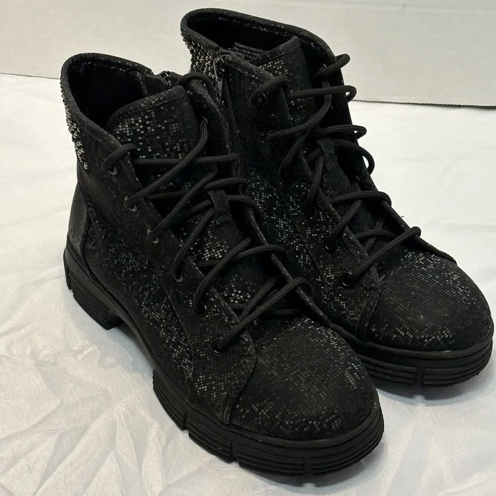Madden NYC JGorgie Black Ankle Boots Size 4, Lace Up